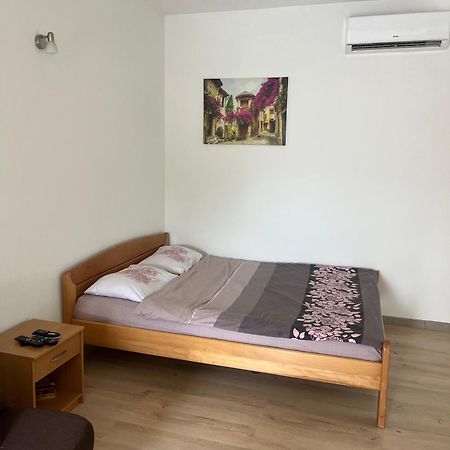 비엘라 Apartman Iskra 아파트 외부 사진