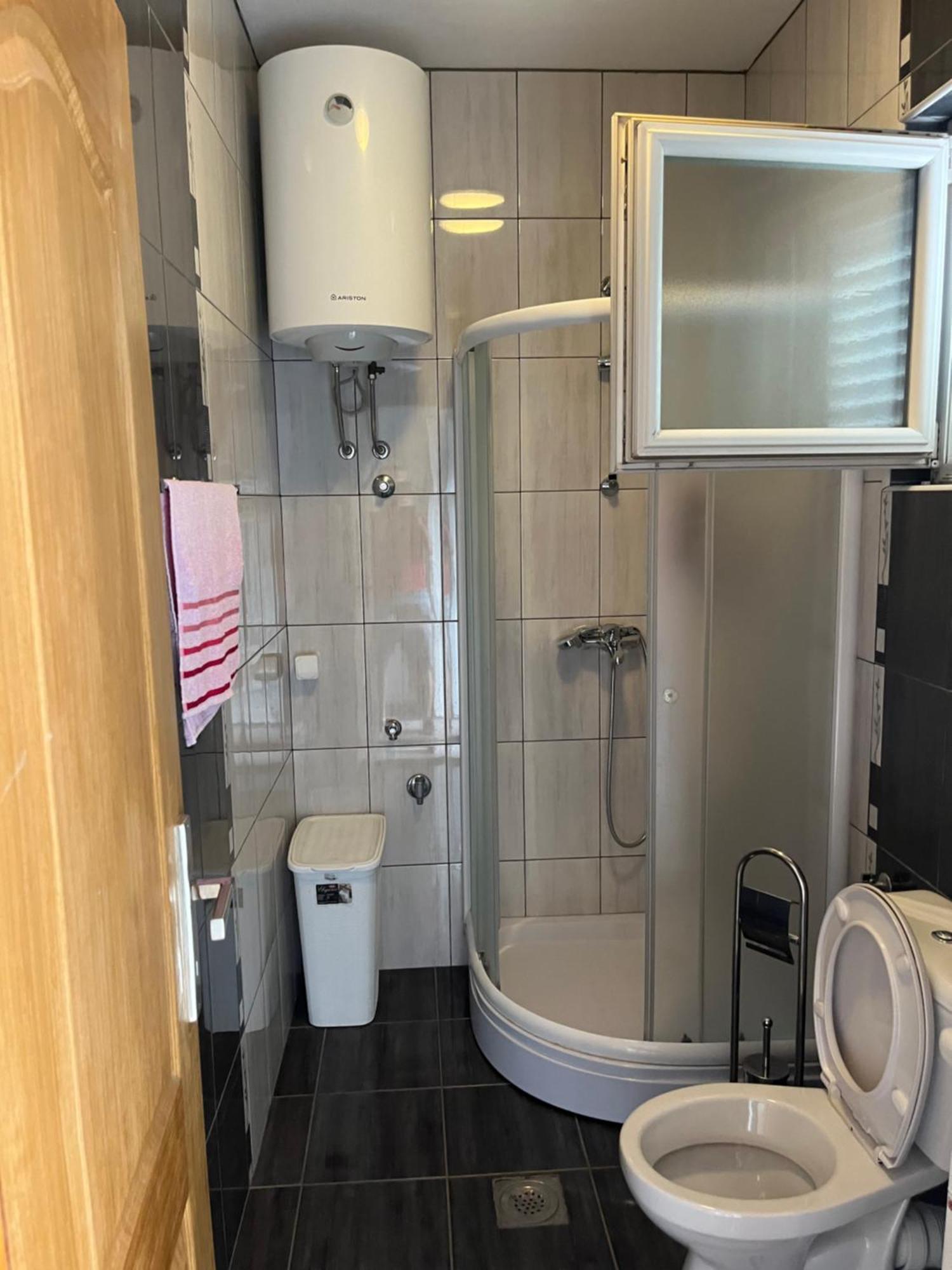 비엘라 Apartman Iskra 아파트 외부 사진